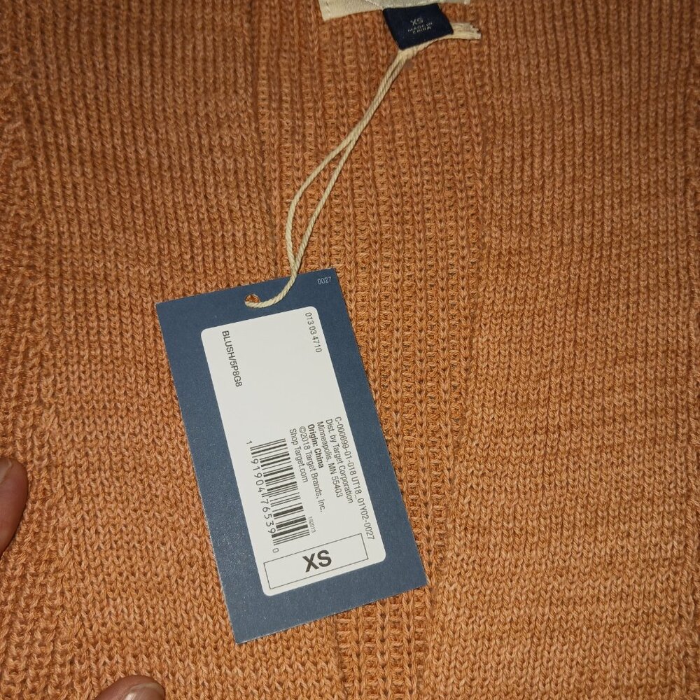 Universal Thread XS Gold Sweater - Picture 2 of 3